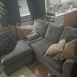 Raymond And Flannigan, Grey, 2 Pc Sectional couch 
