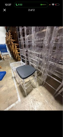 Clear Acrylic Chiavari Bar Stool with Cushion