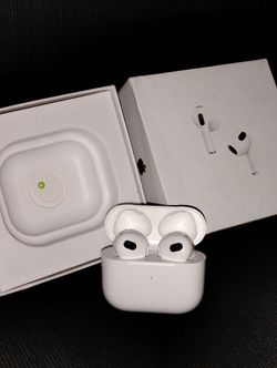 Open Box Never Used 3rd Generation Earbuds 