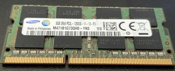 SAMSUNG Memory 8GB 2Rx8 PC3L-12800S-11-13-F3 RAM M471B1G73EB0-YK0