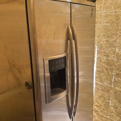 Profile GE refrigerator