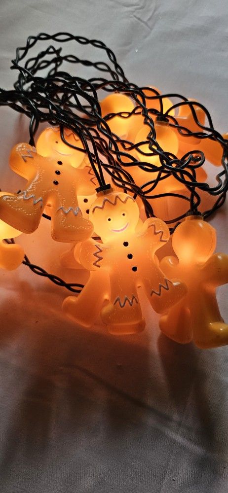 Gingerbread Men Lights