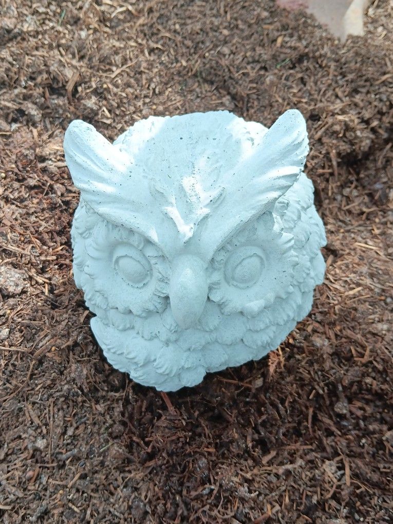 Chubby Owl Statue