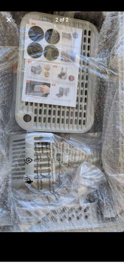 Cat litter box