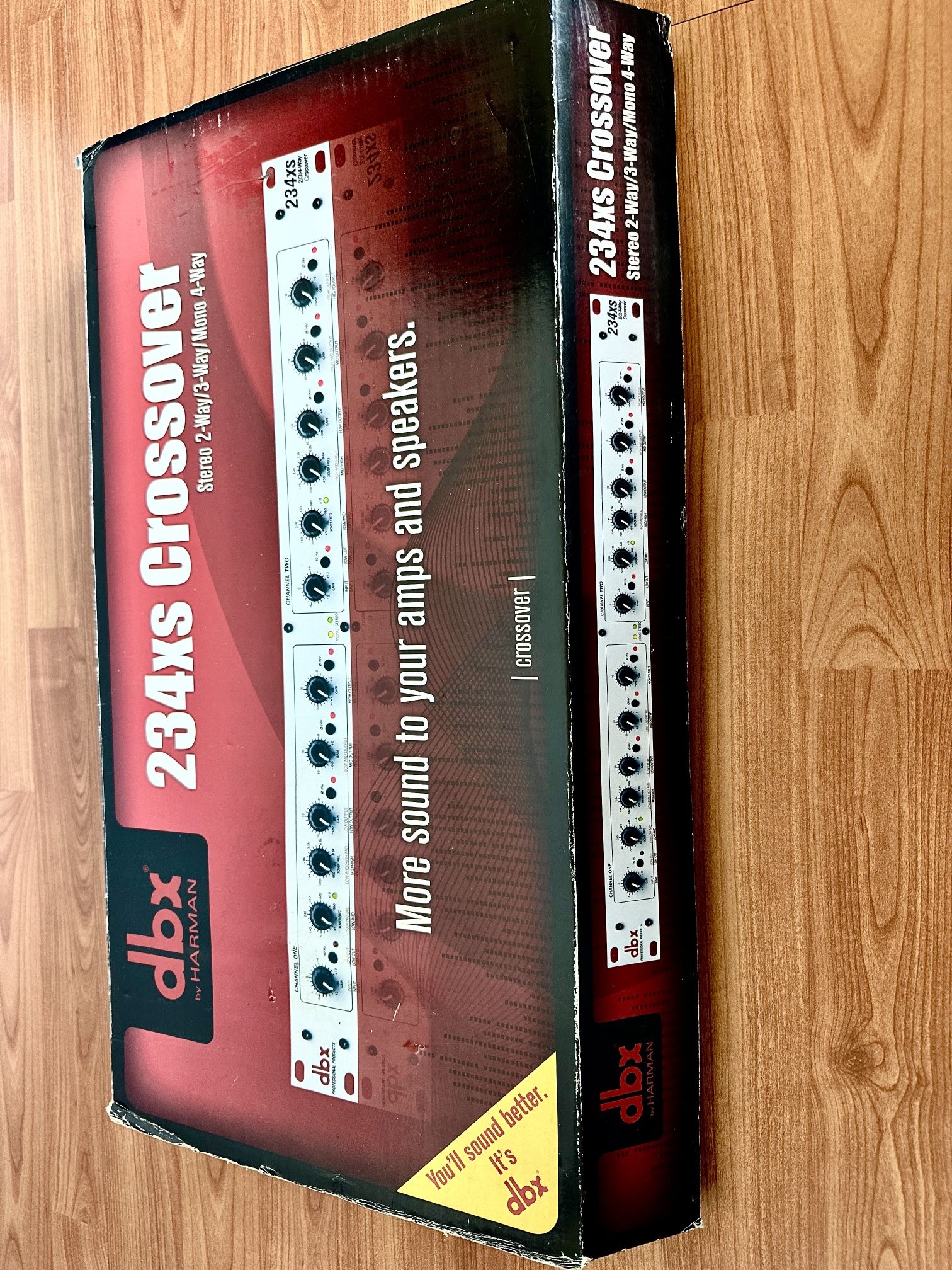 dbx 234xs 2-/3-way Stereo, 4-way Mono Crossover
