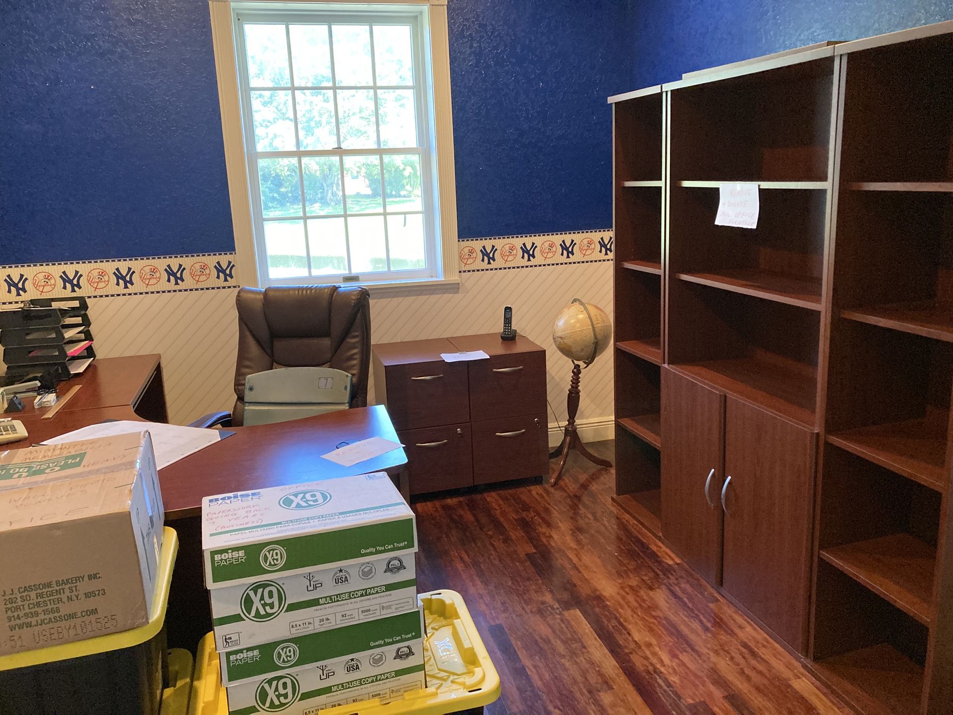 Office Desk And Wall Unit
