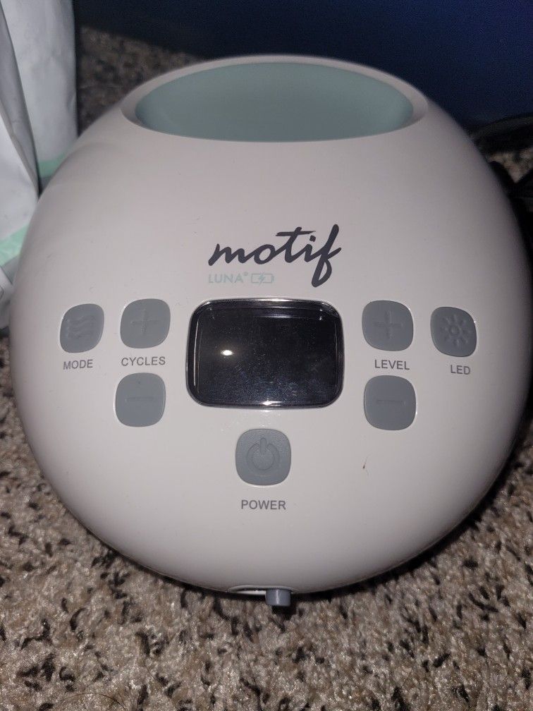 Motif Luna Pump With Battey