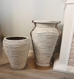 (2) Decorative White Wicker Planters/Vases ONLY $39