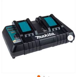 Makita, 4 Battery And A Dual Charger