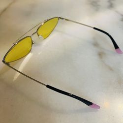 Victoria’s Secret Cat Eye Sunglasses/ Statement Glasses