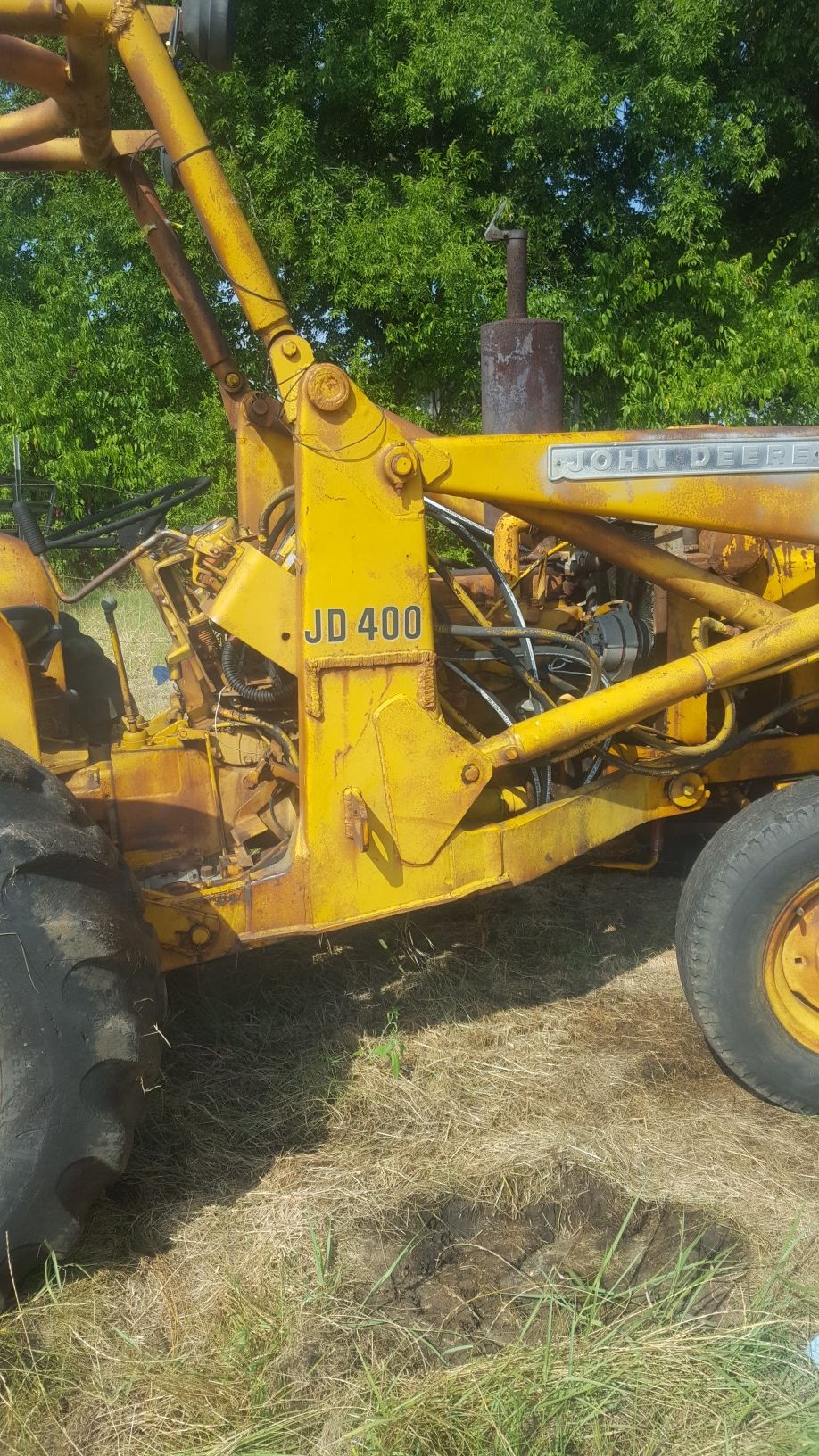 JOHNDEER BACKHOE FRONT-END LOADER