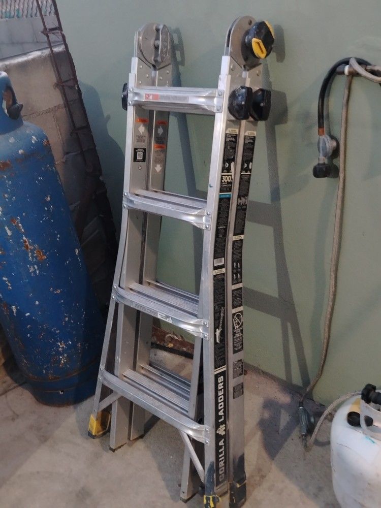 Escalera Gorilla en venta 130 Dolares