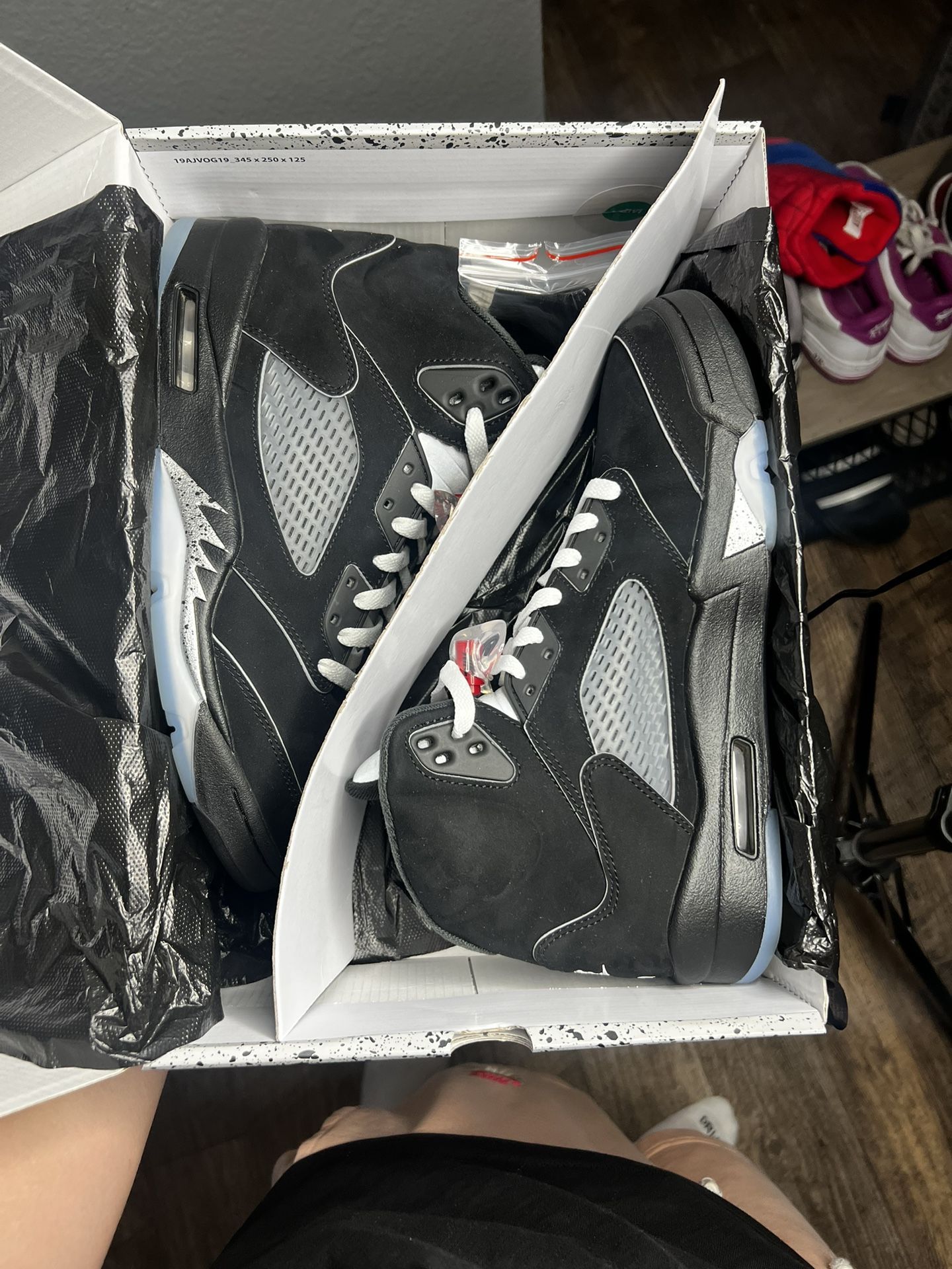 Jordan 5 Retro “Black Metallic Reimagined”