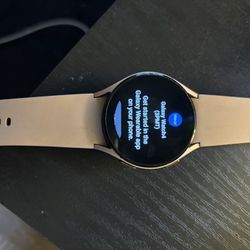 Samsung Galaxy Watch 4 
