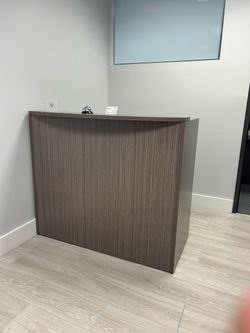 Receptionist desk