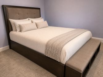 Ashley Furniture Queen Upholstered Bed + Sleep Number i8 Mattress (2022)