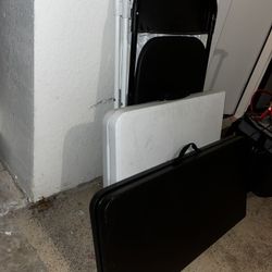 2 Foldable Tables With 3 Chairs