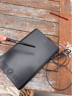 Wacom Intuos Pro Medium (PTH-660) with Pro Pen 2