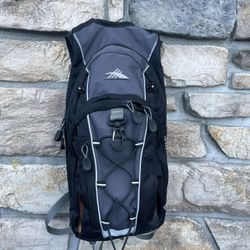 High Sierra Slim Hiking Trail Pack w Airmesh Back, Black/Gray