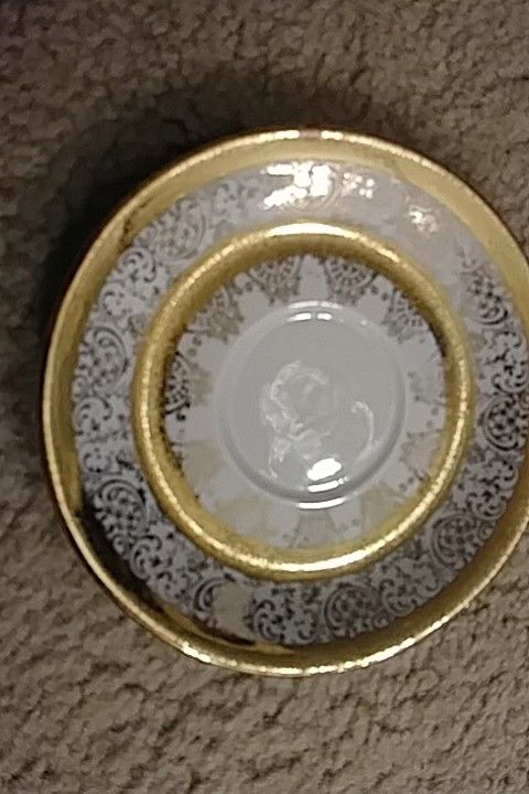 22 karat gold guilding saucer