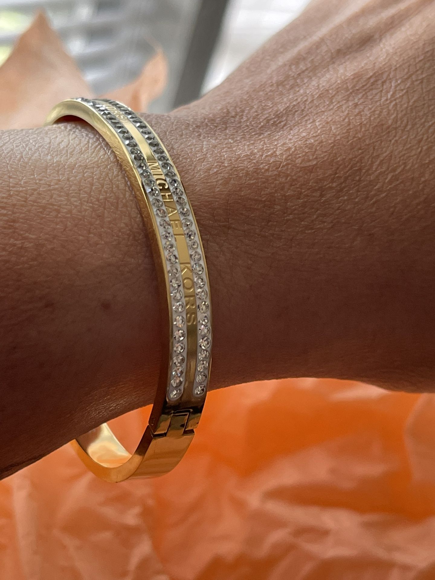 Bracelet