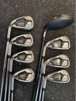 Left Handed Callaway Rogue ST golf iron and hybrid set