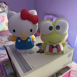 Hello Kitty Figures 
