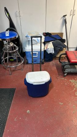 Coleman cooler with wheels