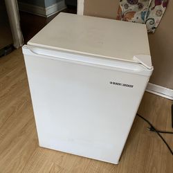 Black&Decker Mini Fridge