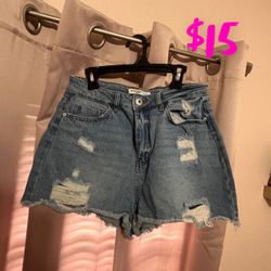 WOMEN SHORTS
