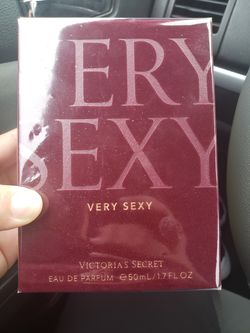 Very Sexy 1.7 perfume vs