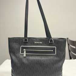 MICHAEL KORS Purse Large Tote Signature Frame Out Black Silver MK