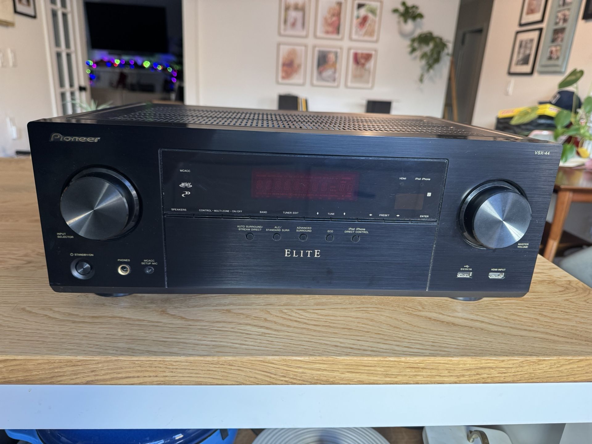 Pioneer VSX-44 Stereo Reciever