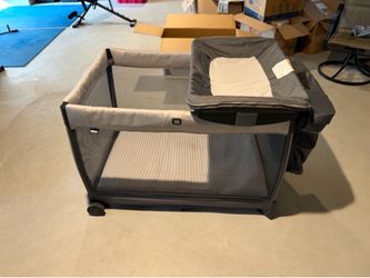 Chicco Lullaby Zip All-in-One Pack & Play