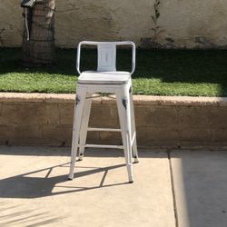 White 24” Counter Chair