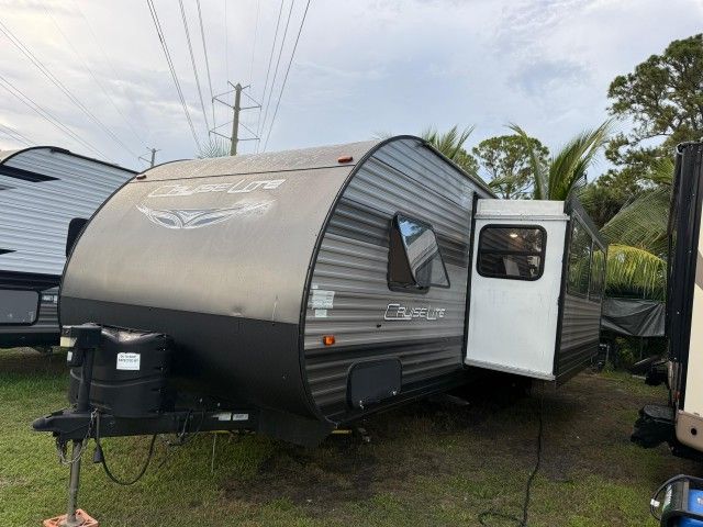 2020 Forest River Cruise Lite 30 ft