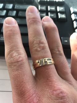 14kt Gold diamond ring