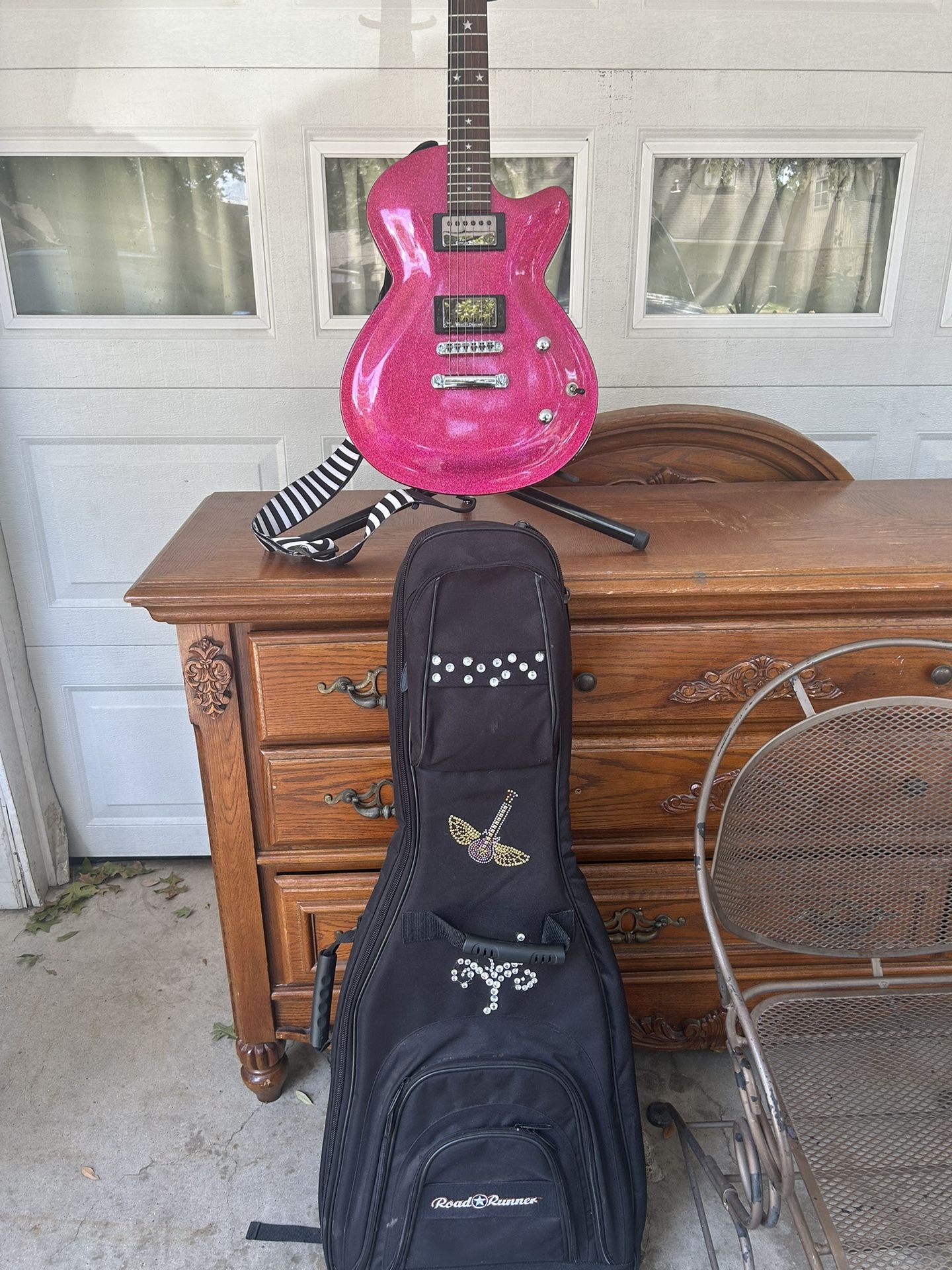 Daisy Rock, Rock Candy - Pink Sparkle Electric Guitar for Sale in