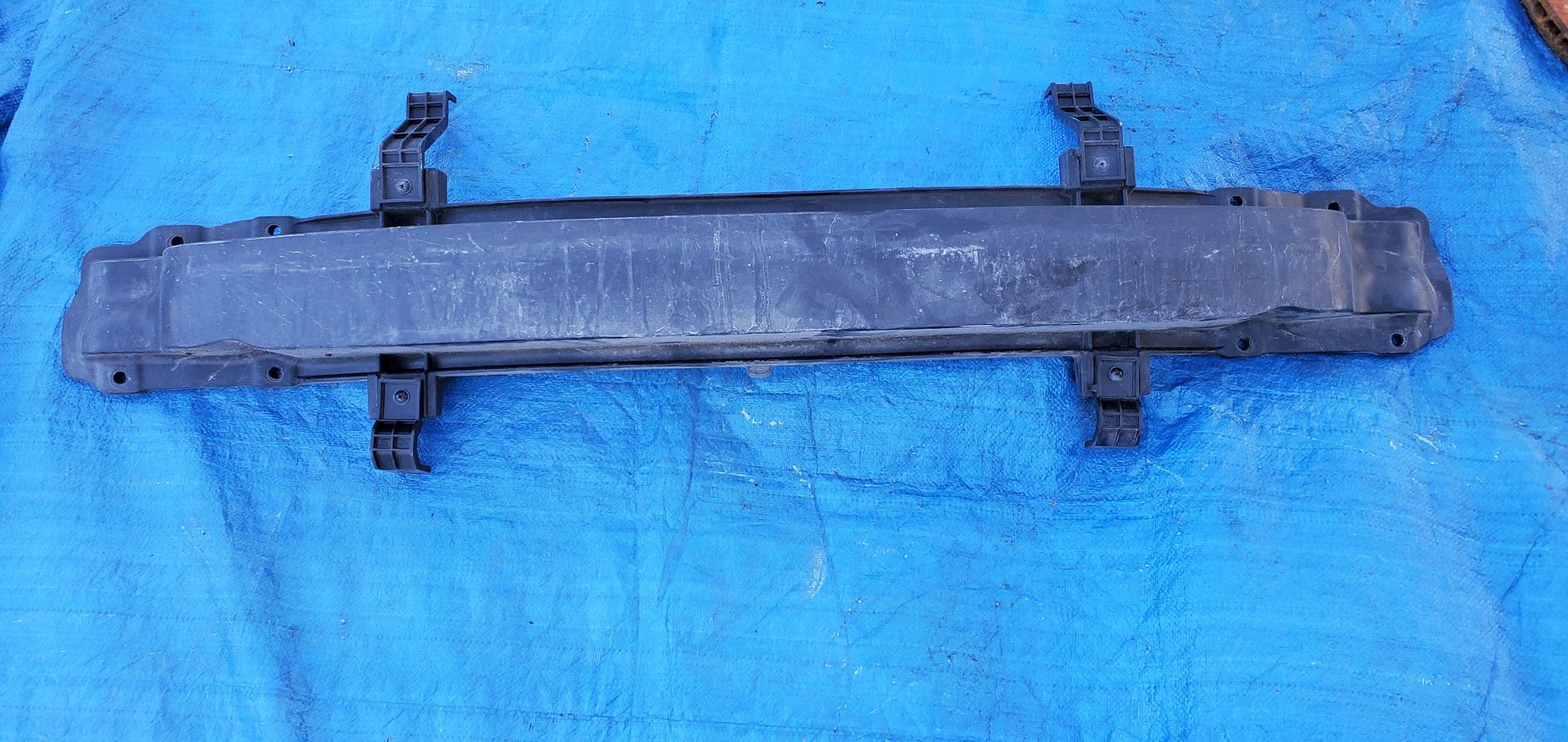 Hyundai ACCENT 2015 Bumper Reinforcement, Rear 2064608