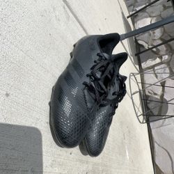 Adidas Predator Soccer Cleats For Men Size 7