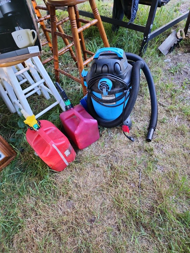 2 Gas Cans And Shop Vacuum With Wet Filter& Dry Filter