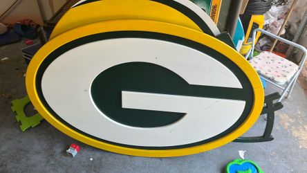 GB Packers wall pictures