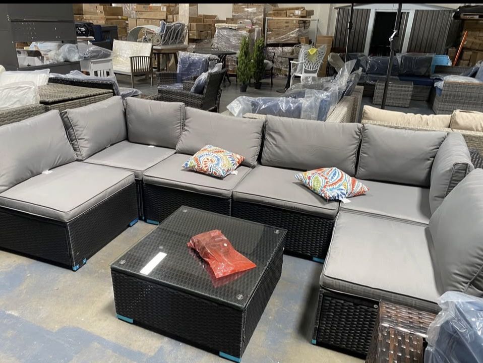 AS IS Minor Damage New Assembled Outdoor Patio Furniture Set Wicker Rattan Patio Conversation Set