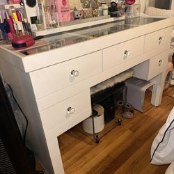 White Makeup Vanity With Glass Top