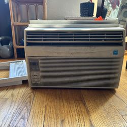 Window Air Conditioning Unit