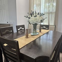 6 Chair Solid wood Dinning Set 