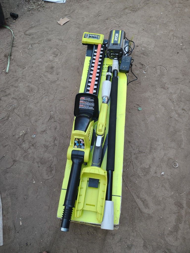 RYOBI
40V 18 in. Cordless Battery Pole Hedge Trimmer with 2.0 Ah Battery and Charger