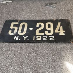 Antique Wood Lic Plate