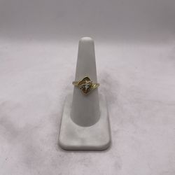 14kt Gold Diamond Engagement Style Ring 