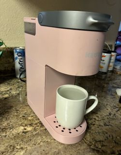 Keurig K-Mini Plus Single Serve K-Cup Pod Coffee Maker,